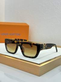 Picture of Louis Vuitton Sunglasses _SKUfw79615816fw